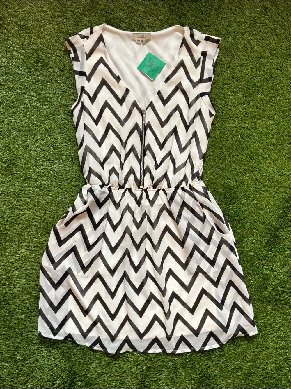 Guess Black White Chevron Zip Front Mini Dress Size XS